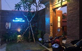 Amia'S Guesthouse